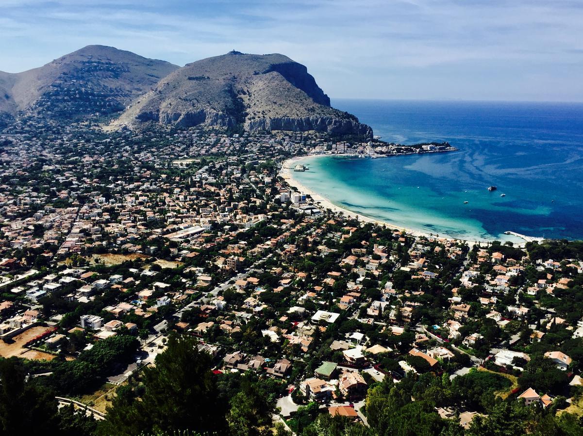 Villa Rosemada, Mondello Palermo Eksteriør billede